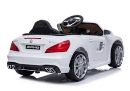 White Mercedes SL63 toy replica, children's electric ride-on car